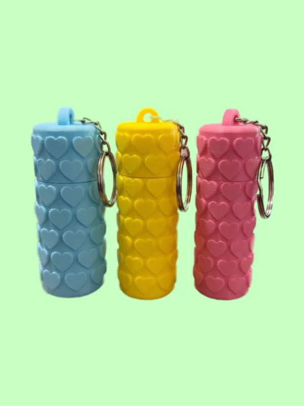Llavero Porta Bálsamo Labial de Corazones